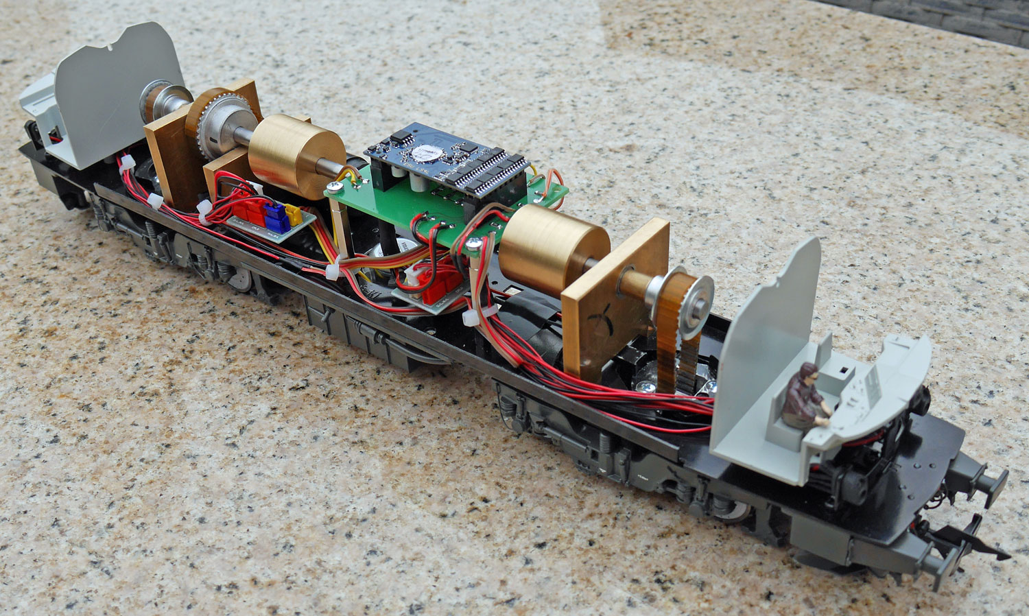 Antrieb und Decoder für MTH Taurus Dummy - Fahrzeugbau - Spur Null ...